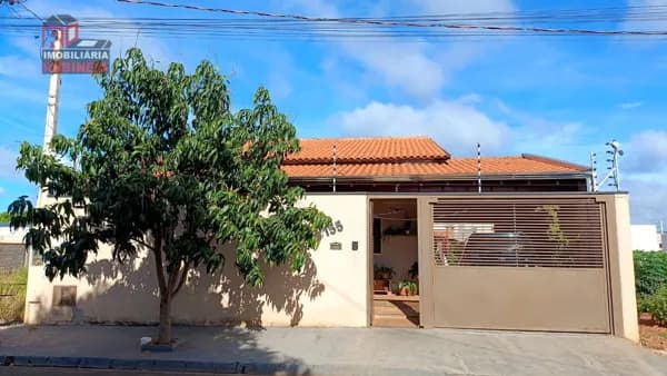 Casa em Rubinéia - Centro