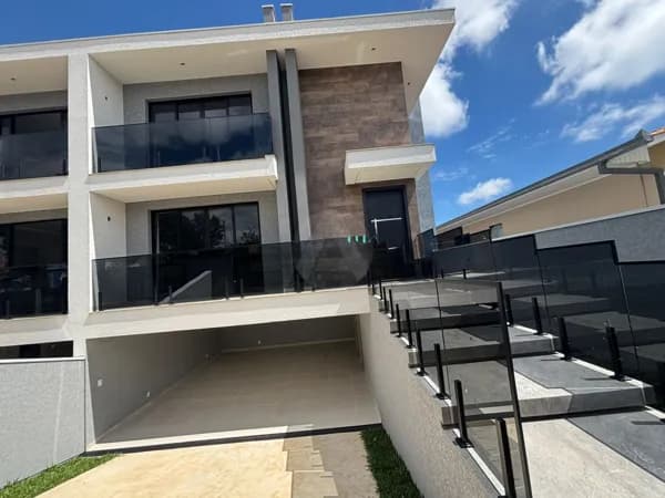 Sobrado Alto Padrão em Vila Bancária, Campo Largo/PR