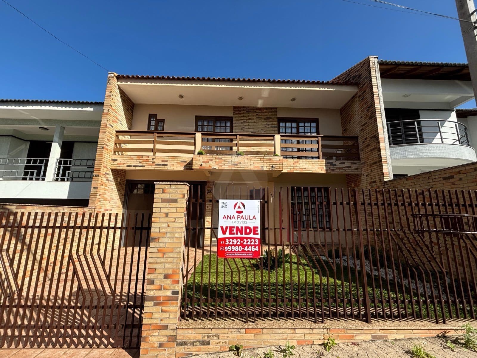 🏡✨ SOFISTICAÇÃO, ESPAÇO E LOCALIZAÇÃO PRIVILEGIADA NO CENTRO DE CAMPO LARGO ✨🏡