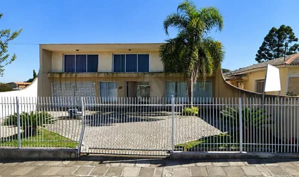 🏡 Sobrado de alto padrão para locação no Centro 🏡