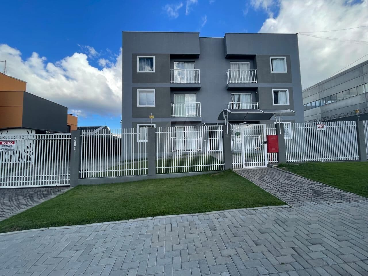 Apartamento em Bom Jesus, Campo Largo/PR