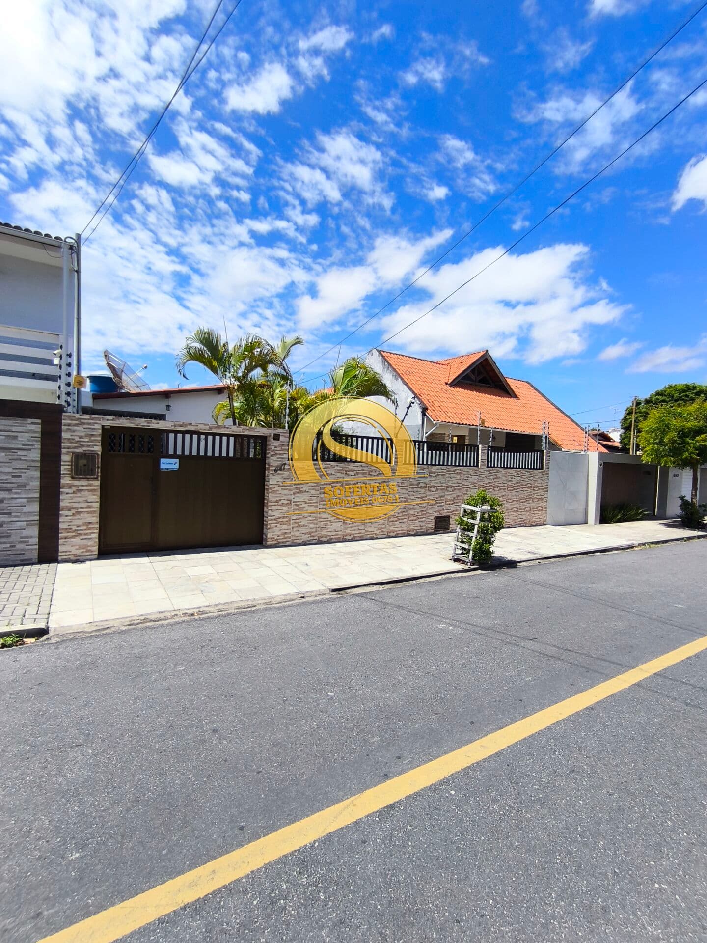 Excelente Casa à venda no Conjunto dos professores- Bairro Universitário