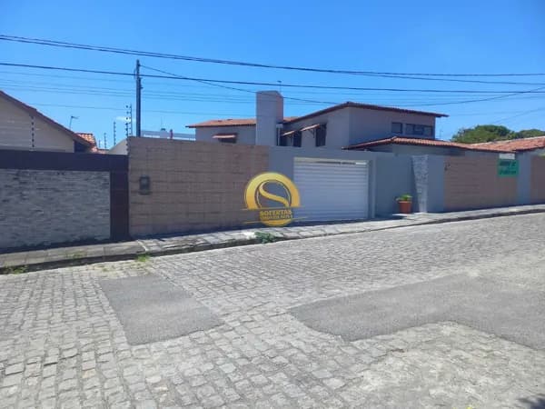 Casa a venda com 5 quartos