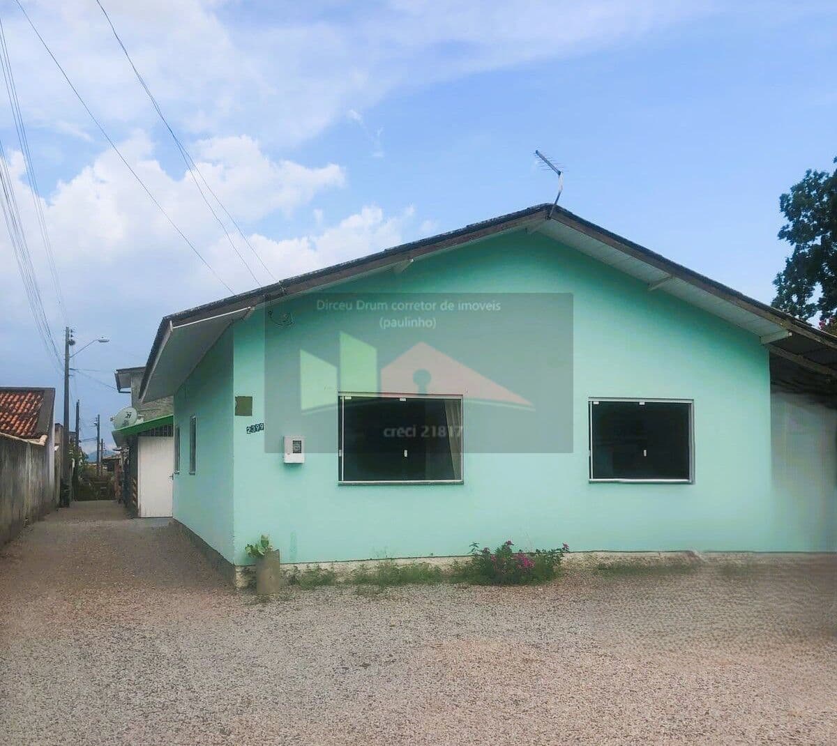 REF. 378 Casa Padrão à venda no bairro Ratones