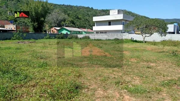 COD 0175; Lindo Terreno em Ratones