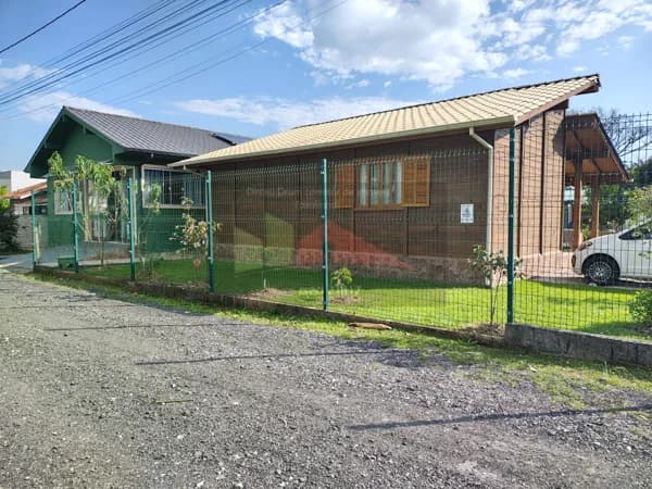 REF. 367 Excelente oportunidade, casa a venda no bairro Ratones, Florianópolis/SC
