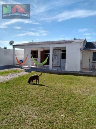 REF. 201 Linda casa Próxima a praia dos Ingleses, sua mudança pode estar aqui!
