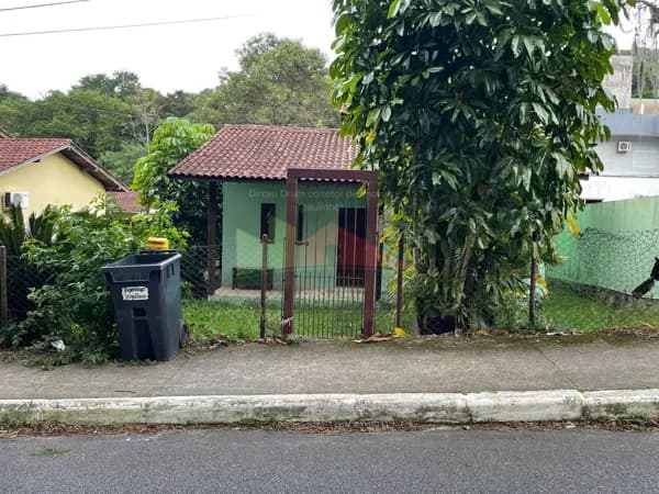 Casa à venda no Bairro do Sambaqui, Florianópolis/SC