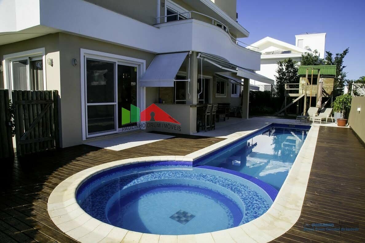 REF. 32 Casa à venda no bairro de Jurerê Internacional, Florianópolis/SC