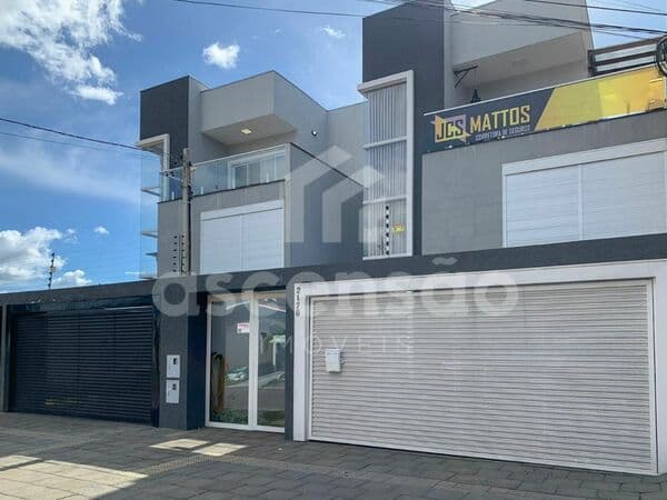 Sobrado Triplex no Recanto Tropical