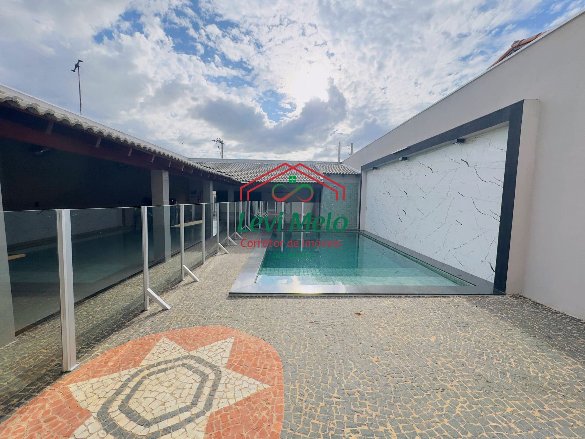 Área de Lazer Completa à Venda no Bairro Lagoa Azul – Ituiutaba/MG