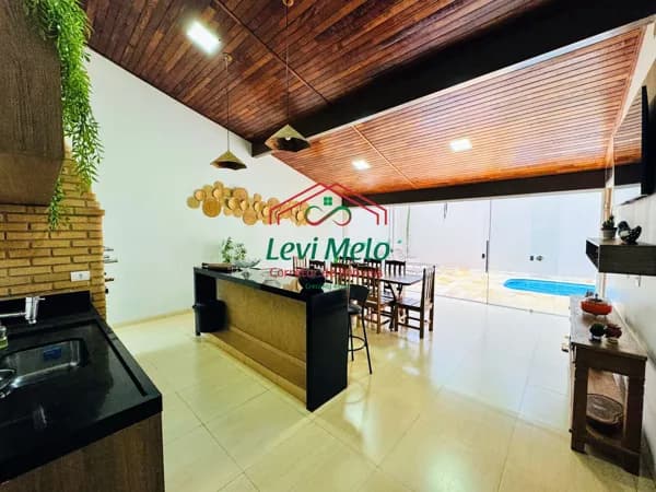 Casa Alto Padrão em Independência, Ituiutaba/MG