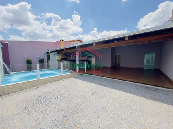 Casa em Cidade Jardim, Ituiutaba/MG