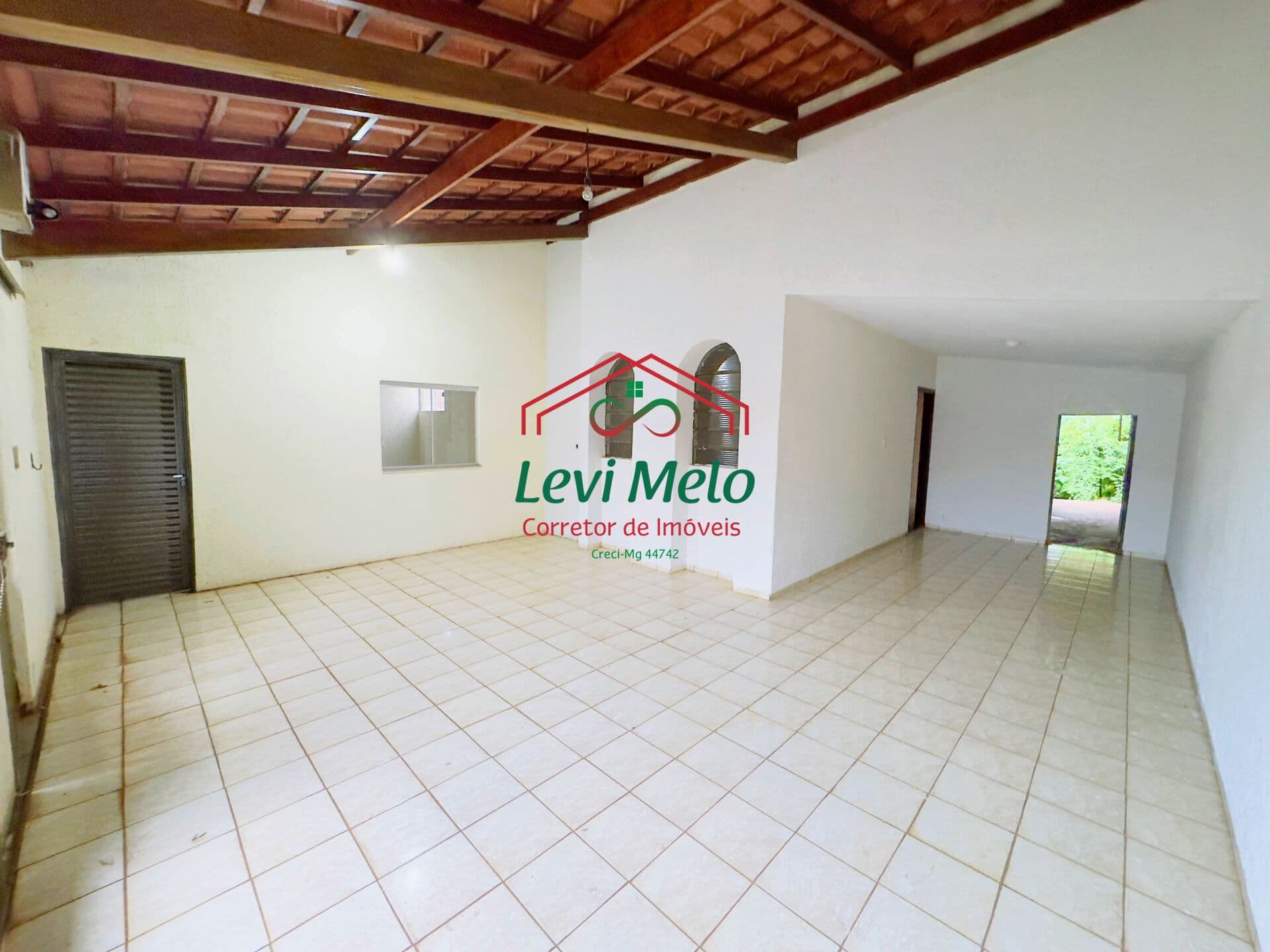 Casa em Platina, Ituiutaba/MG