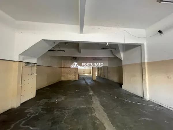 Galpão Comercial