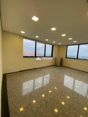 Sala/Conjunto em São Paulo - Santana