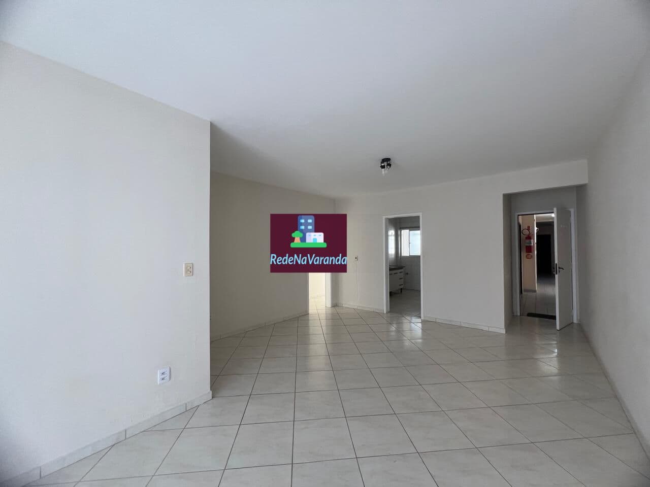 Apartamento com 3 quartos e vaga de garagem - Córre - Florianópolis/SC