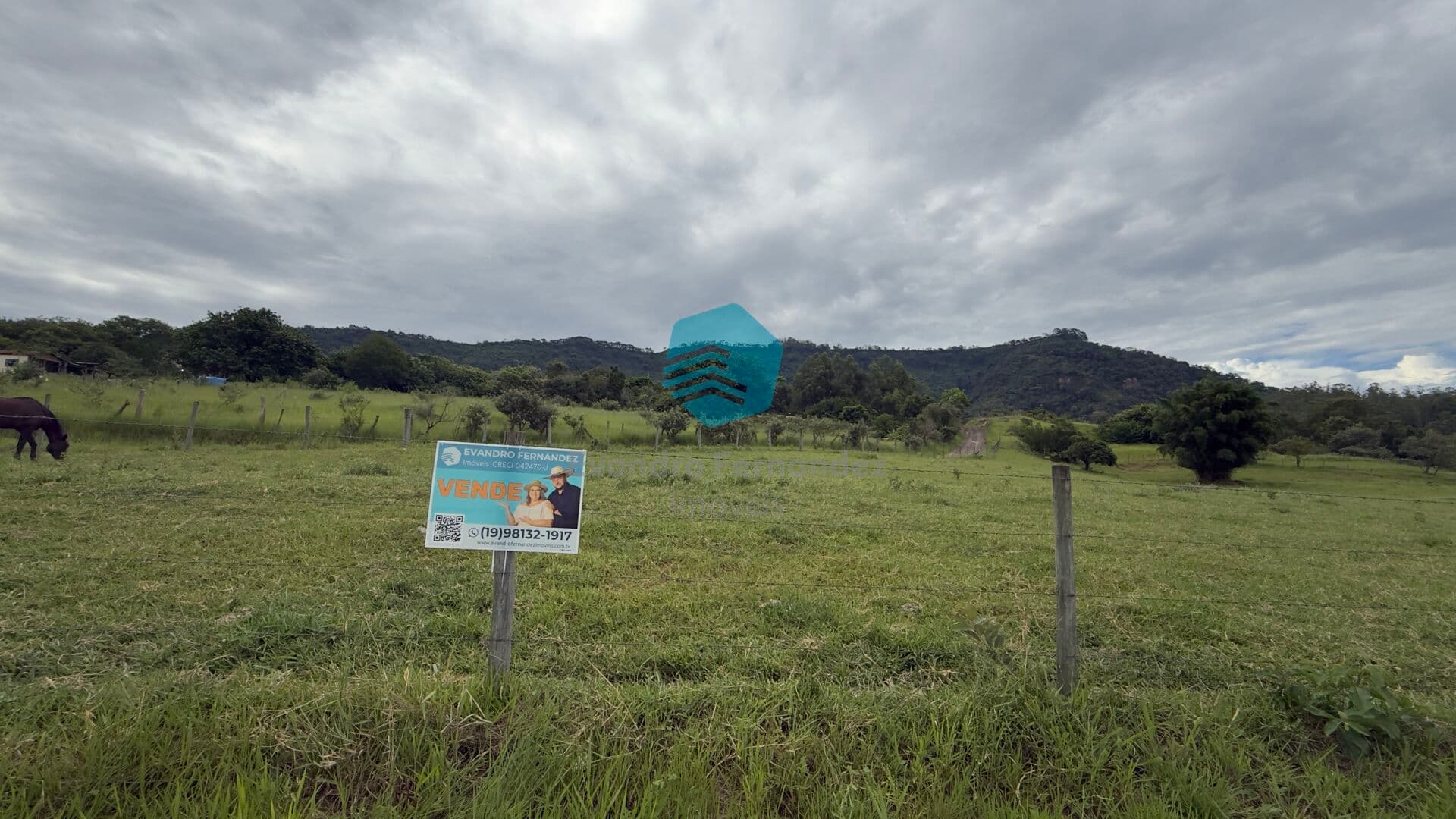 Terreno de Chácara no pé da serra do Itaqueri em São Pedro - SP com linda vista