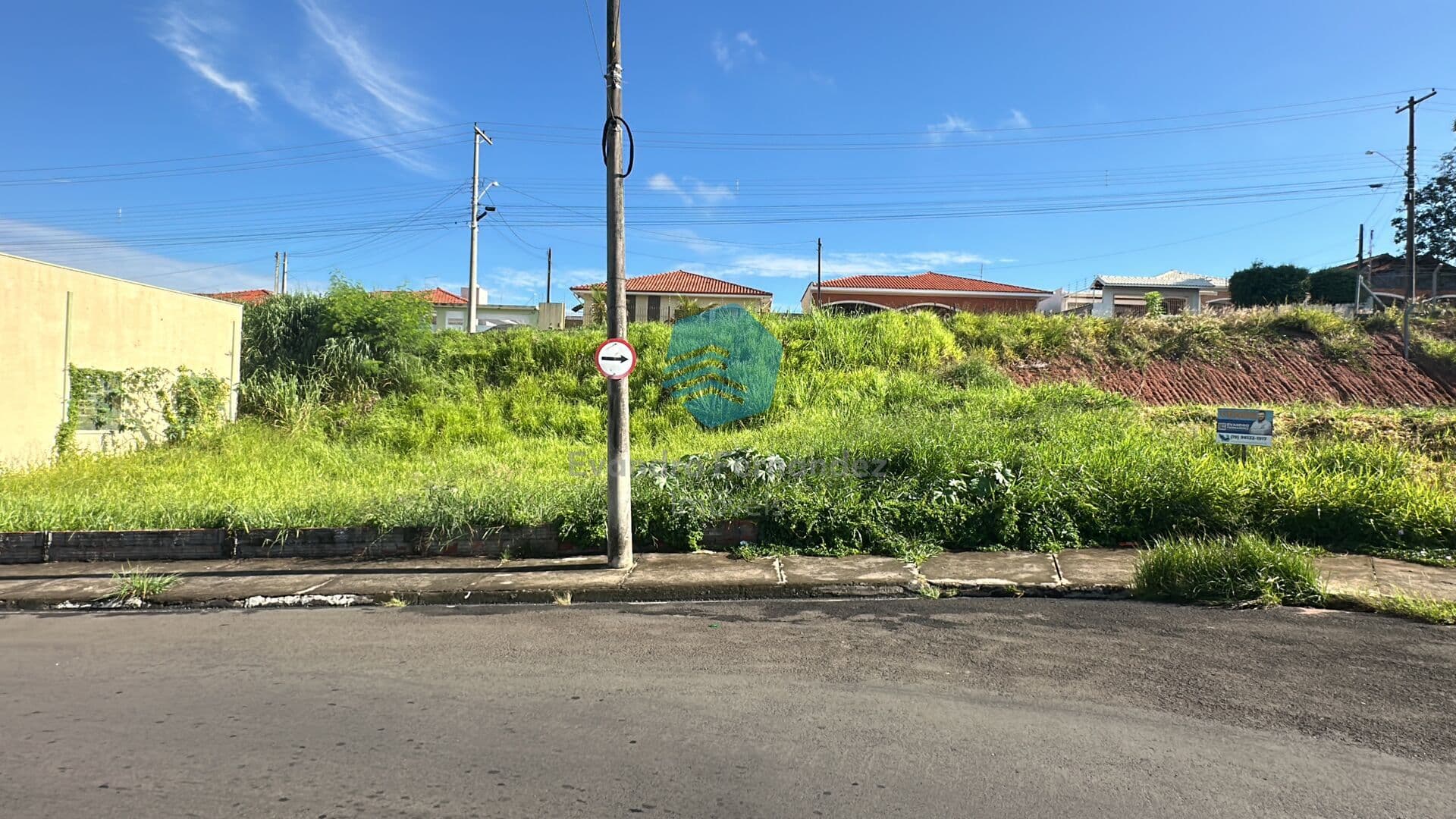 Terreno Comercial e Residencial 560m2 à venda no Bairro Santa Cruz em São Pedro