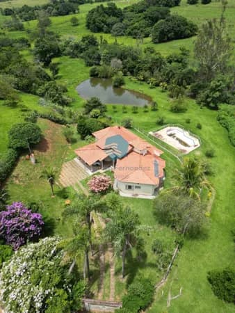🌿 Magnífica chácara, com 22.000 m² de terreno ,seu Refúgio dos Sonhos na Serra do Itaqueri
