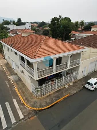 Sobrado à venda no bairro Santa Cruz em São Pedro/SP
