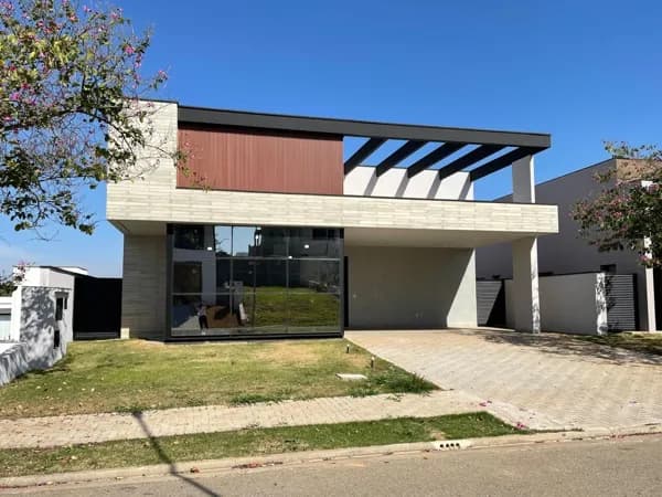 Venda Casa Térrea | AC 249m² | AT 465 m² | 3 Suítes | 1 Sala de TV | 5 Ban | 4Vagas | Piscina