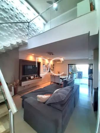 Venda Casa Térrea AC 130m² | AT 152 m² | 3 Dorm | 1 Suíte | 2 Ban | 2 Vagas | Piscina