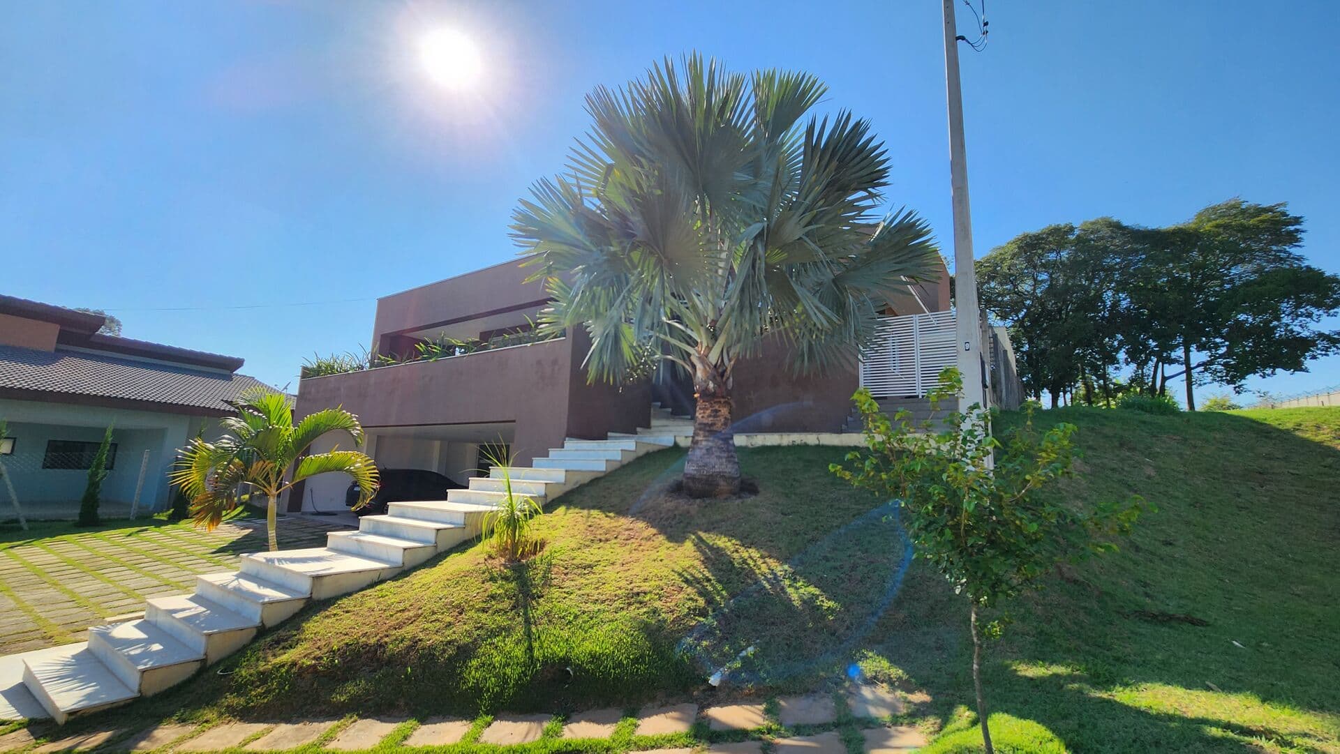Venda Casa Alto Padrão | AC 420 m² | AT 1028m² | 3 Dorm | 3 Suítes | 5 Ban | 6Vagas