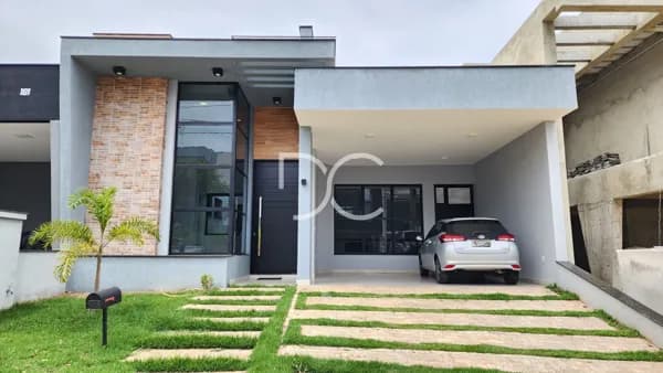 Venda Sobrado AC 200m² | AT 250 m² | 3 Suítes | 5 Ban | 4 Vagas | Jacuzi