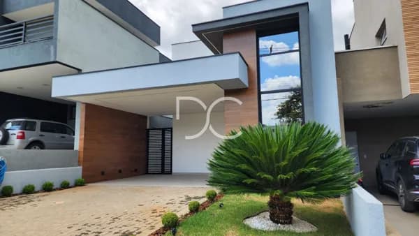 Venda Casa Térrea | AC: 137m² | AT: 200 m² | 3 Dorm | 1 Suíte | 3 Ban | 4 Vagas | Piscina