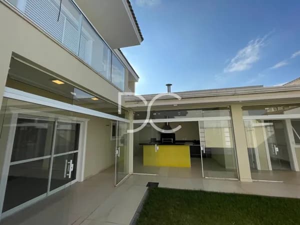Locação Sobrado | AC 230 m² | AT 250 m² | 3 Suítes | 1 Escritório | 4 Ban | 4 Vagas
