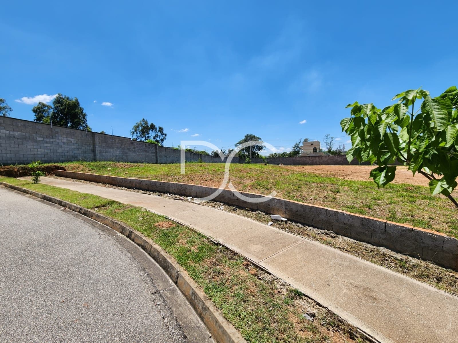 Venda Terreno em Condomínio AT 1554,47 m²