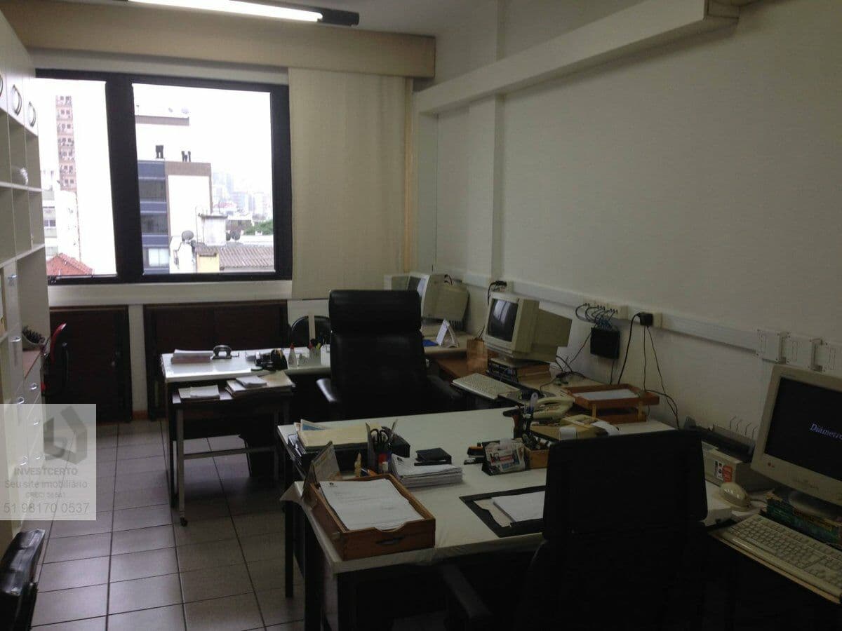 Sala Comercial para Venda em Petrópolis Porto Alegre-RS