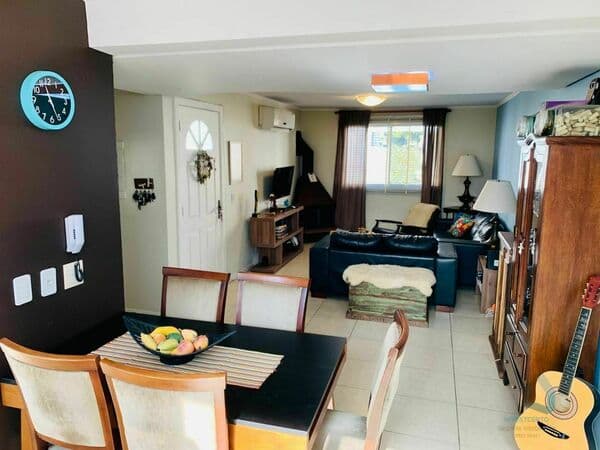 Casa de Condomínio em Porto Alegre - Jardim Itu