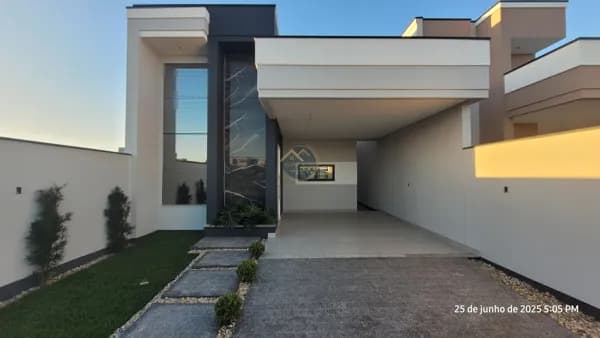 Casa ideal para quem procura mais espaço e tranquilidade