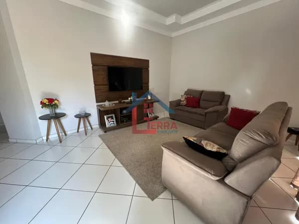 Casa em Catanduva - Parque Glória IV