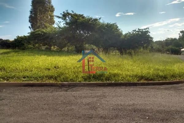 Lote/Terreno em Catanduva - Jardim Europa