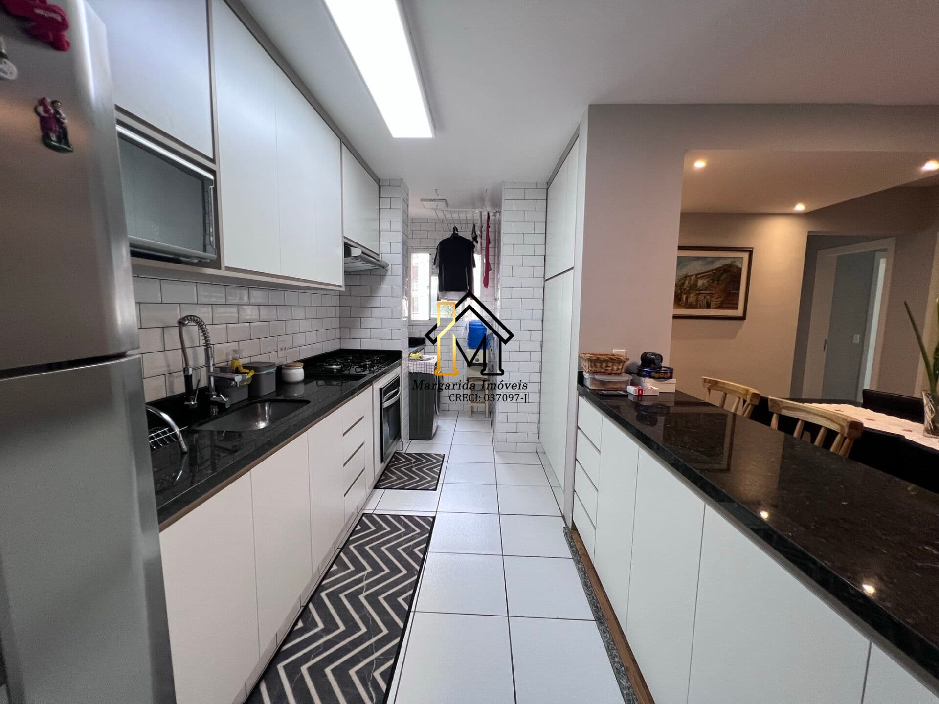 Desocupa em Junho! Apartamento no Jardim Ester Mobiliado