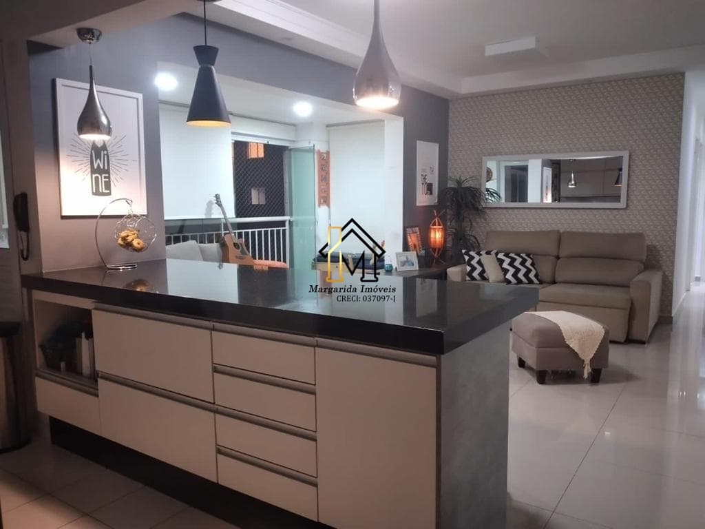 Apê de 93m² no Mairarê