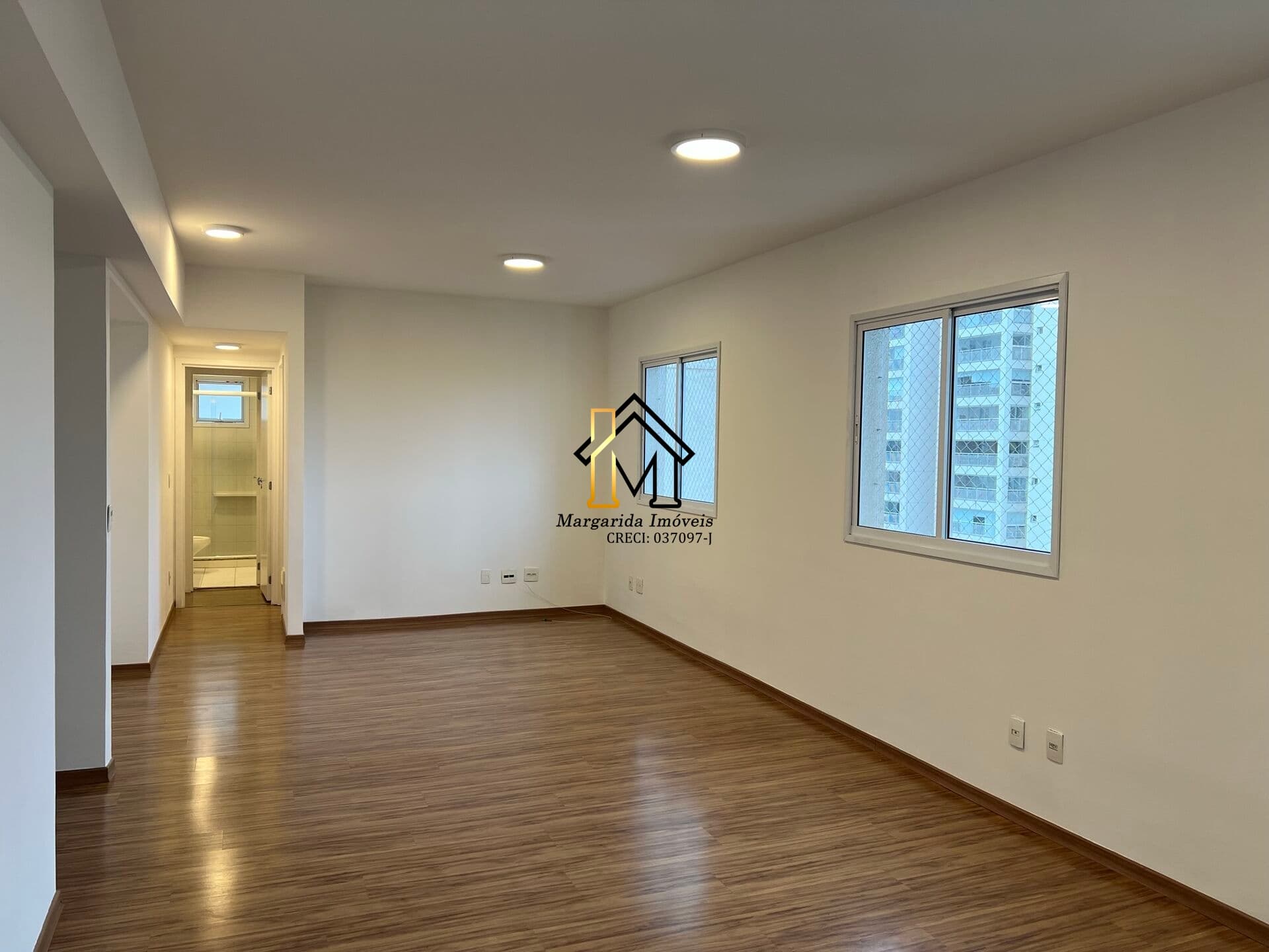 Já Alugou! Apartamento no Mairare 109m²