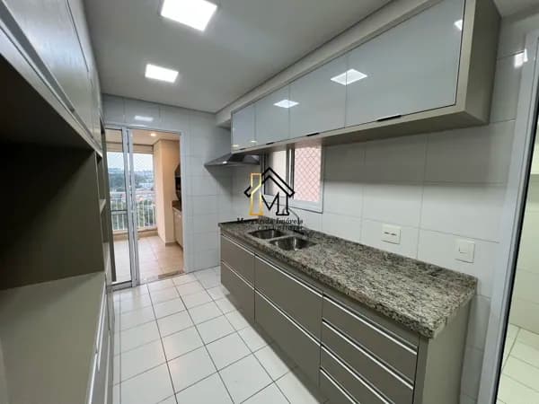 Já Alugou! 171m² no Mairarê