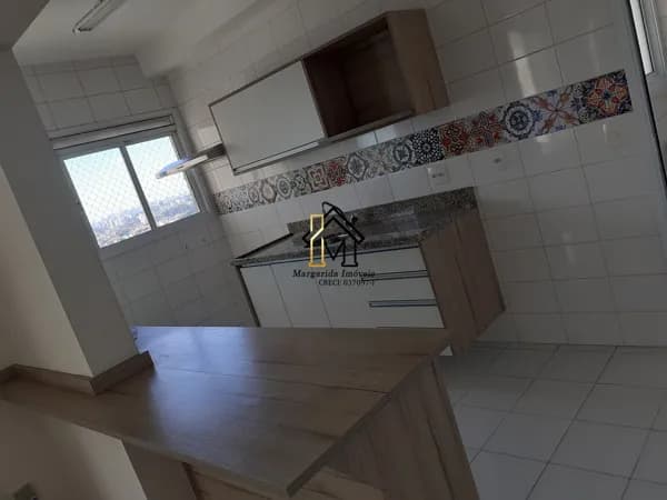 Está com Inquilino. A Venda Mairare 91m²