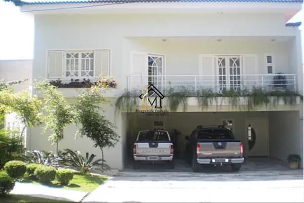 Casa de Condomínio em Cotia - São Paulo II