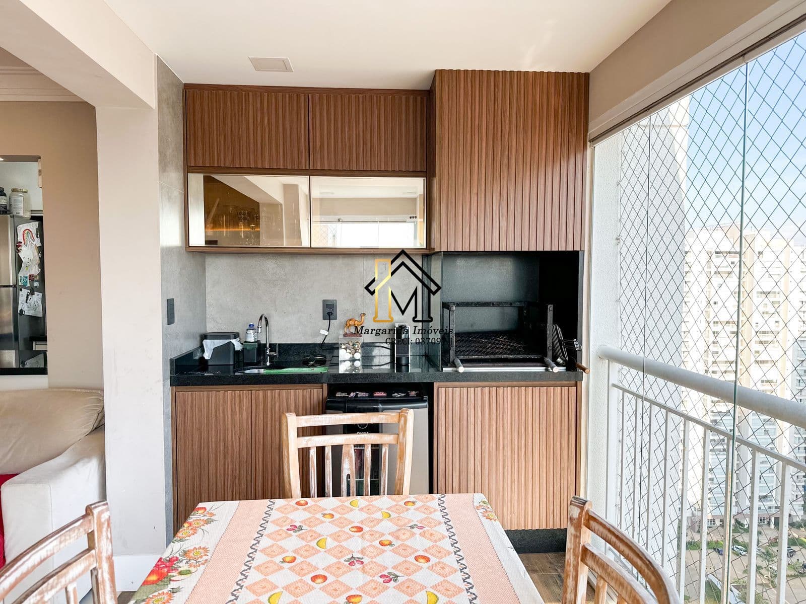 Já vendeu! Apê de 91m² no Mairarê