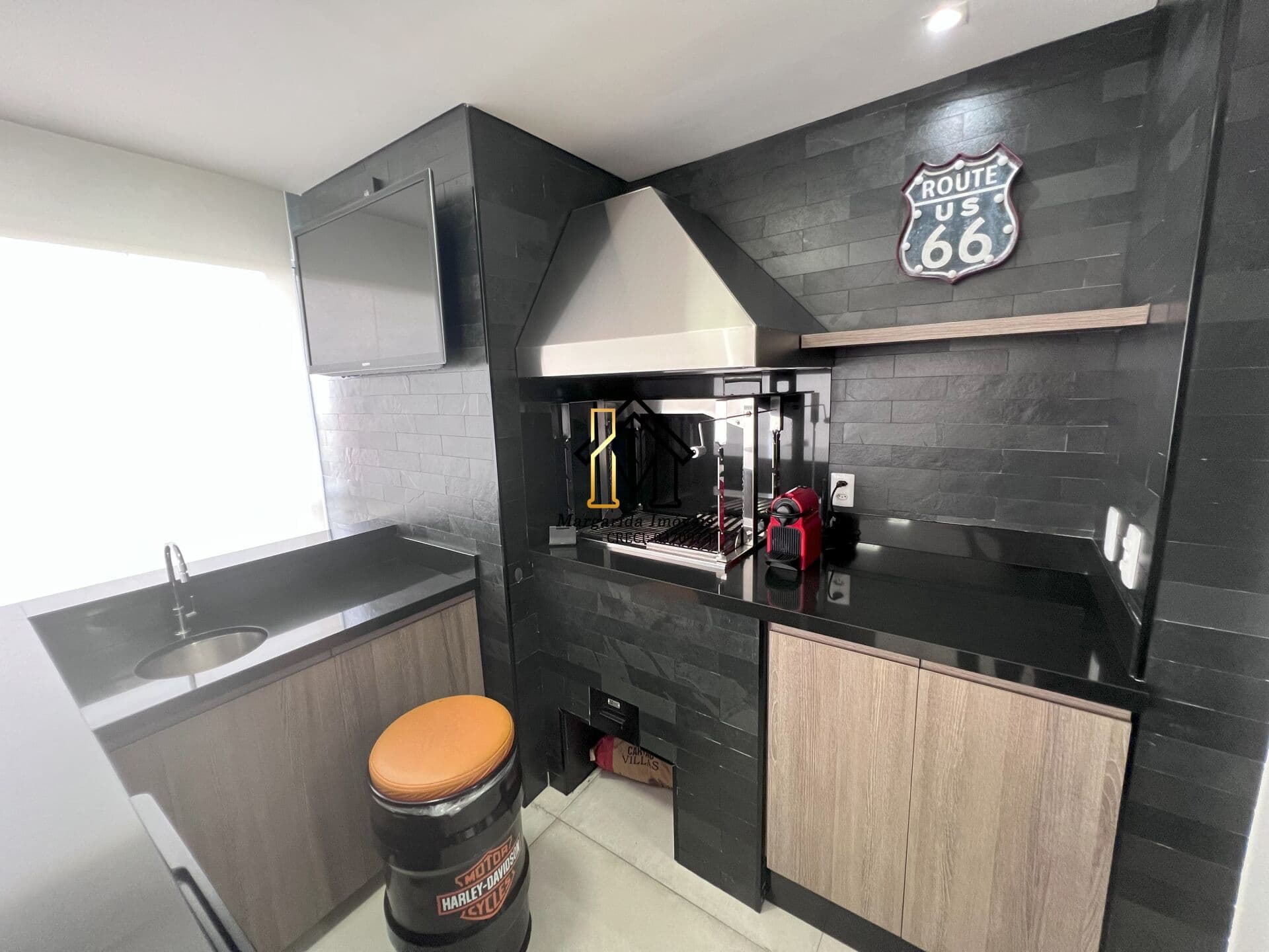SUSPENSO PRAZO INDETERMINADO! Apê de 171m² no Mairare - Apartamento de Alto Padrão