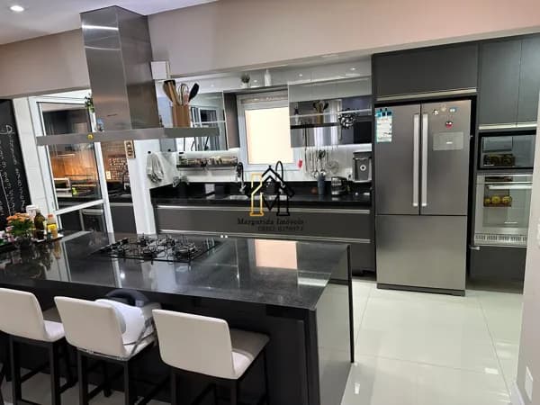 Já foi alugado! 136m² Apartamento no Mairare