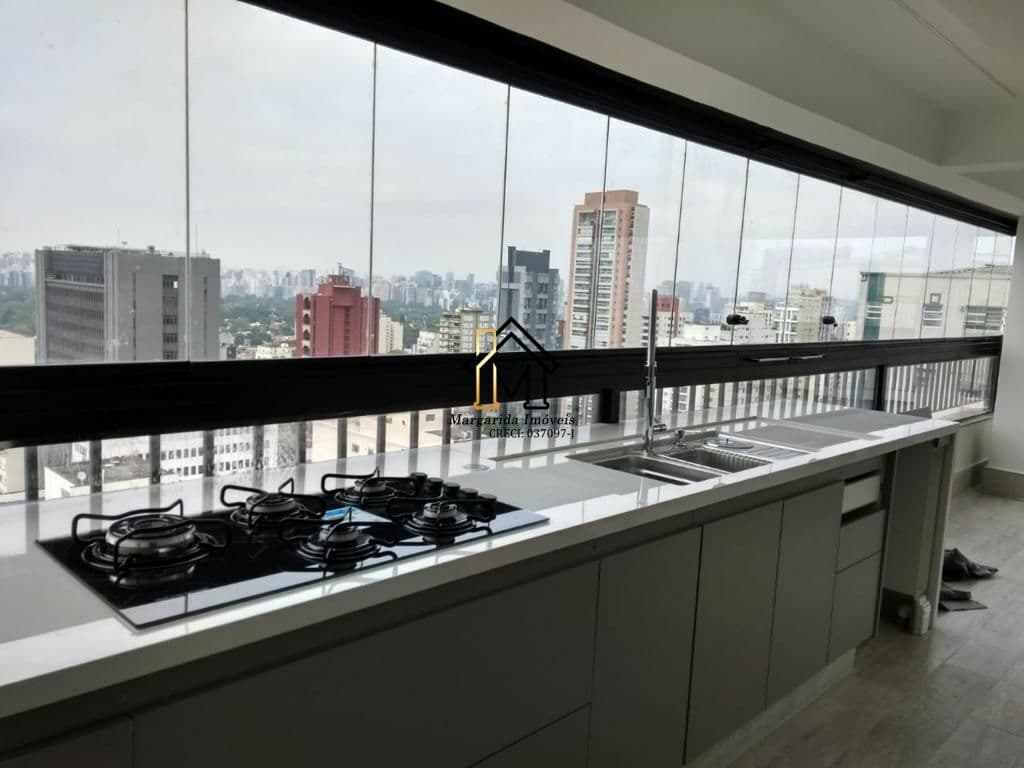 Apartamento Cobertura Triplex na Rua Lisboa