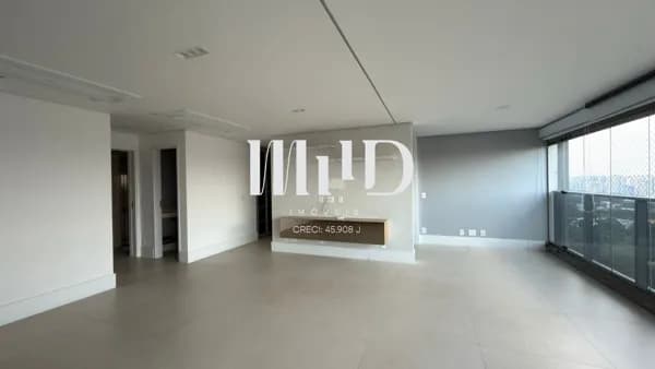 Apartamento mobiliado para locação no Parque Global
