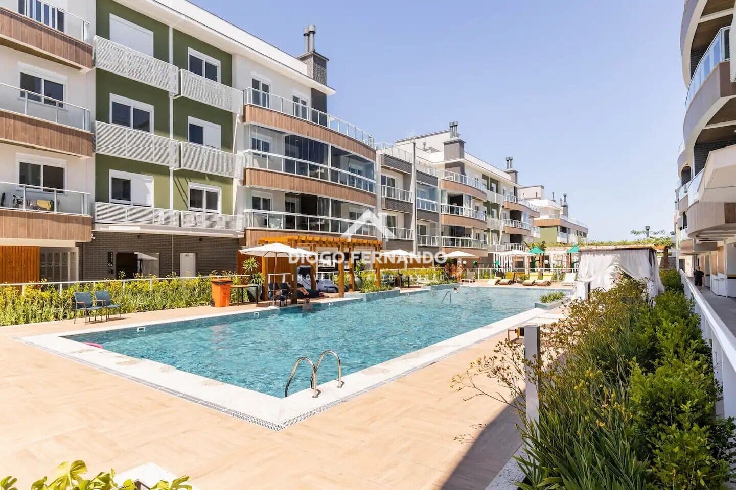 Apartamento no SunClub Beach Residence no Campeche