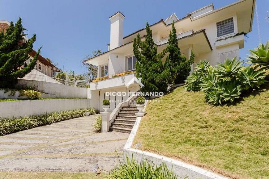 Casa Alto Padrão na Lagoa da Conceição